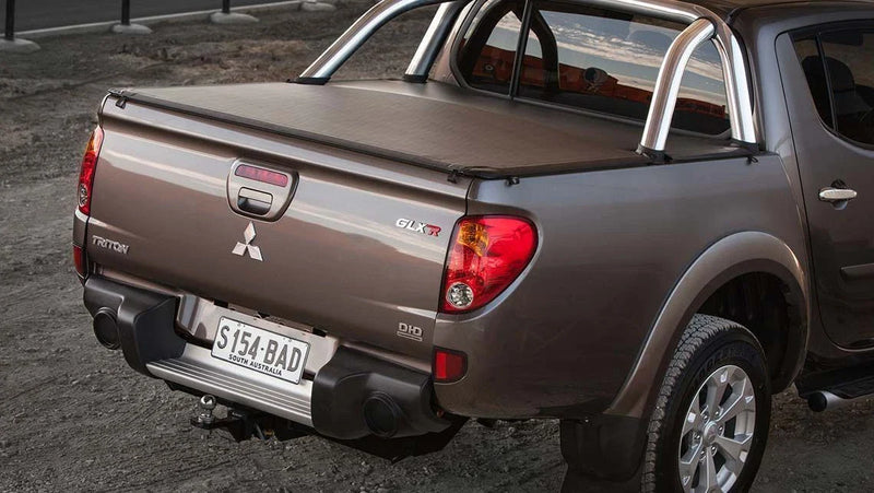 Mitsubishi L200 Triton MN ML (2005-2015) -  Rear Reflectors