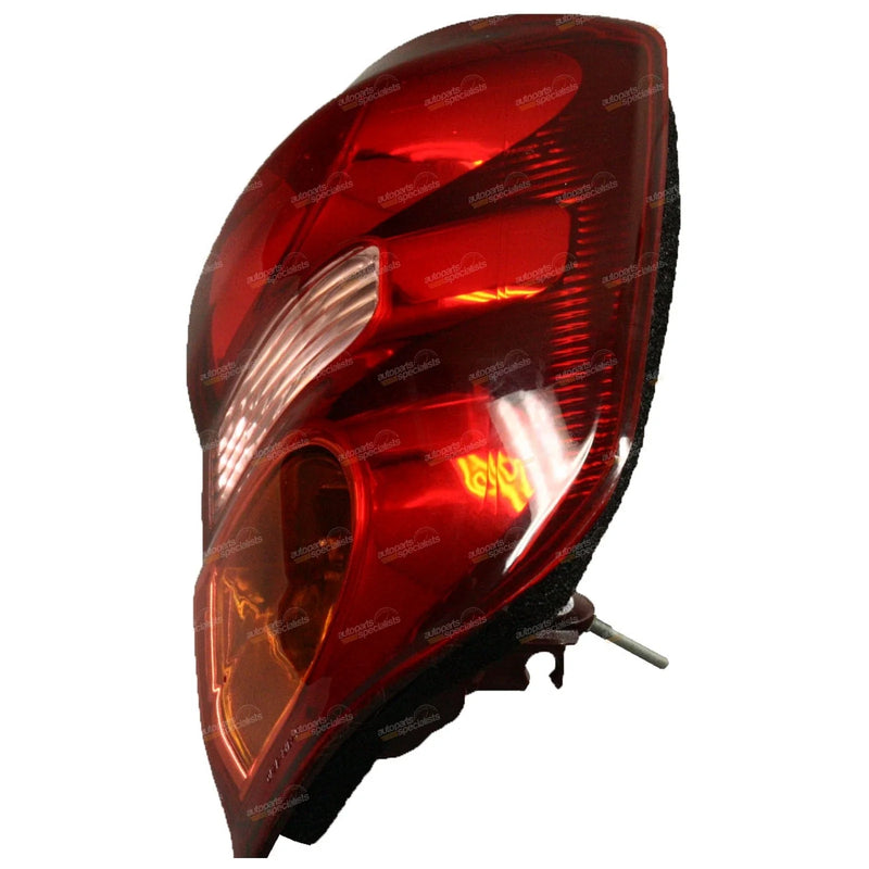 Toyota RAV4 ACA20 RH Replacement Tail Light Right Driver (2003–2005)