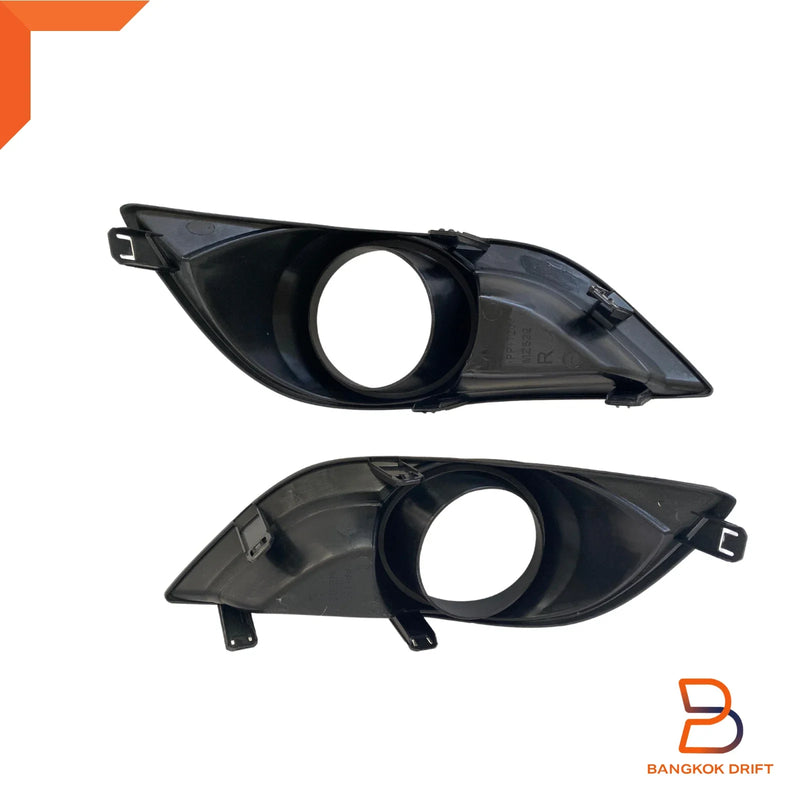 Mazda BT-50 UTE (2012-2018) - Black Cover Chrome Trim Fog Lamp Spot Light
