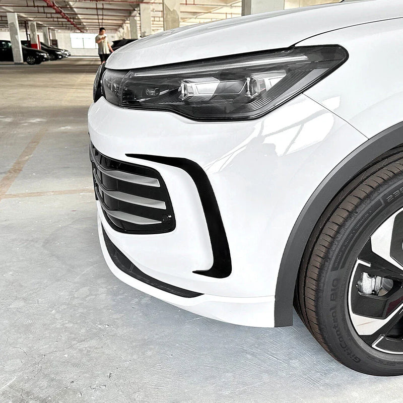 Tiguan MK3 Gloss Black Side C Blade Trim Canards (2024–2024)