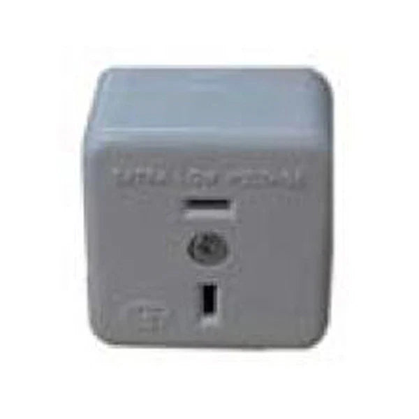 Caravan / Boat / Marine 4WD Low Voltage 2 Pin 12V Power Socket Extension