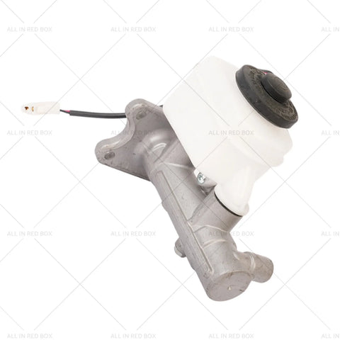 Toyota Landcruiser FJ80R HDJ80R HZJ80R Brake Master Cylinder (90-92)