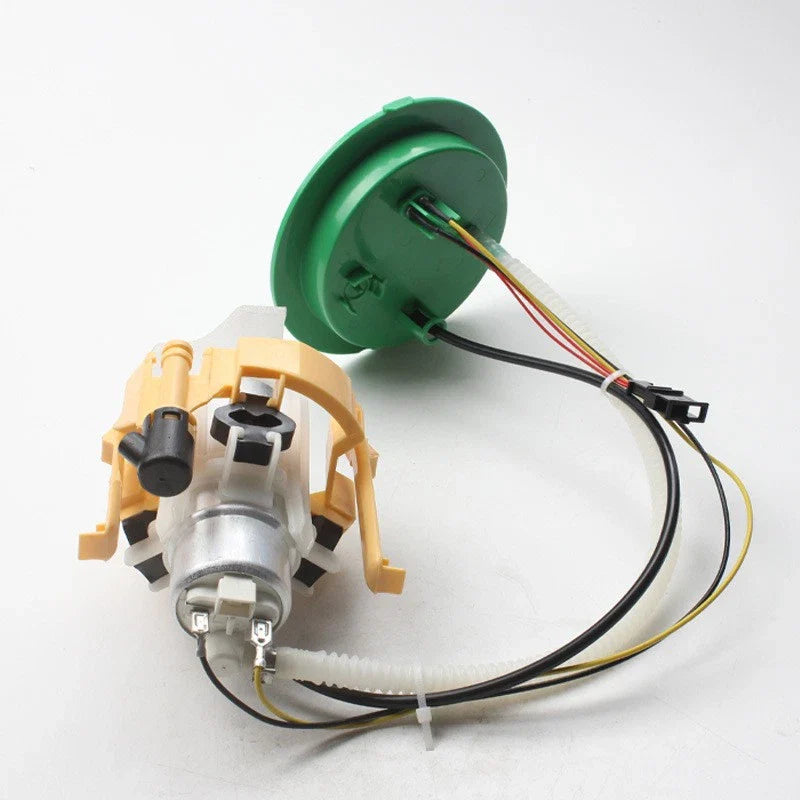 BMW 745Li 745i 750Li Fuel Pump Assembly (2002–2008)