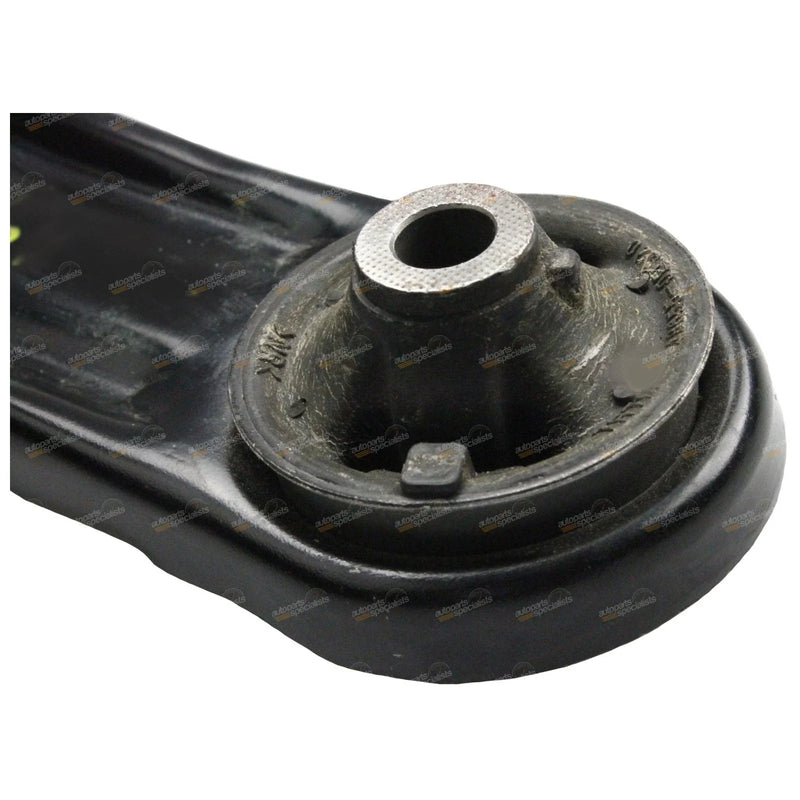 Toyota Prius C RH Front Lower Control Arm Assembly (2012–2017)