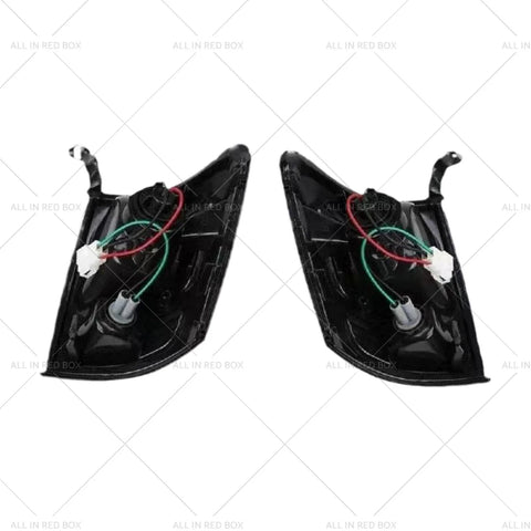 Toyota Hilux LN167R KZN165R VZN167R Front Indicator Corner Park Light (99-05)