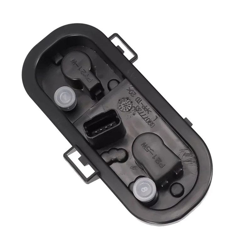 Nissan Qashqai Rear Tail Light Bulb Socket (2008-2015)