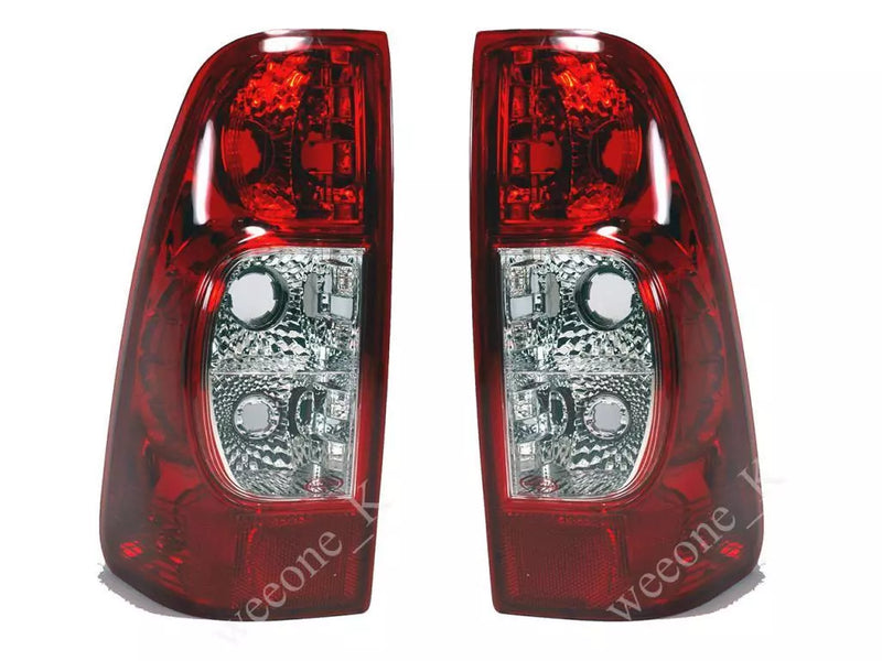 Isuzu D-Max 2 x Standard Tail Rear Lights (2007-2011)