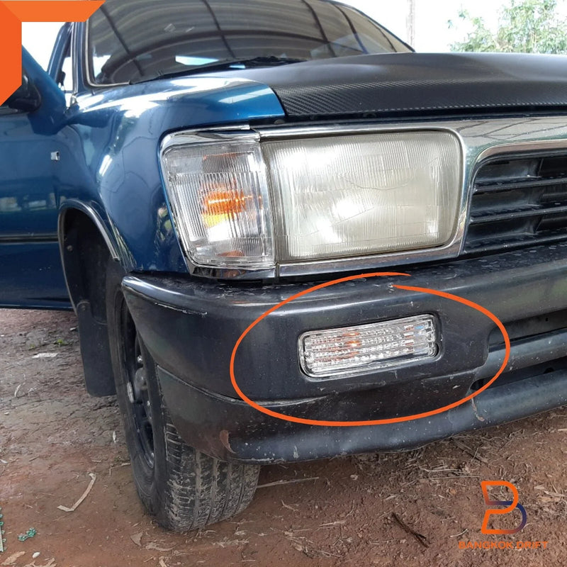 Toyota Hilux Ute LN85 LN95 LN106 Crystal Turn Signal Light (88-97)