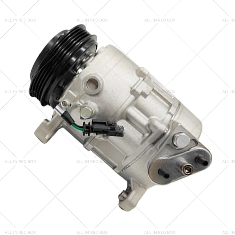 GMC Yukon, Cadillac Escalade, Chevy Suburban A/C Compressor w/ Clutch (2000-2006)