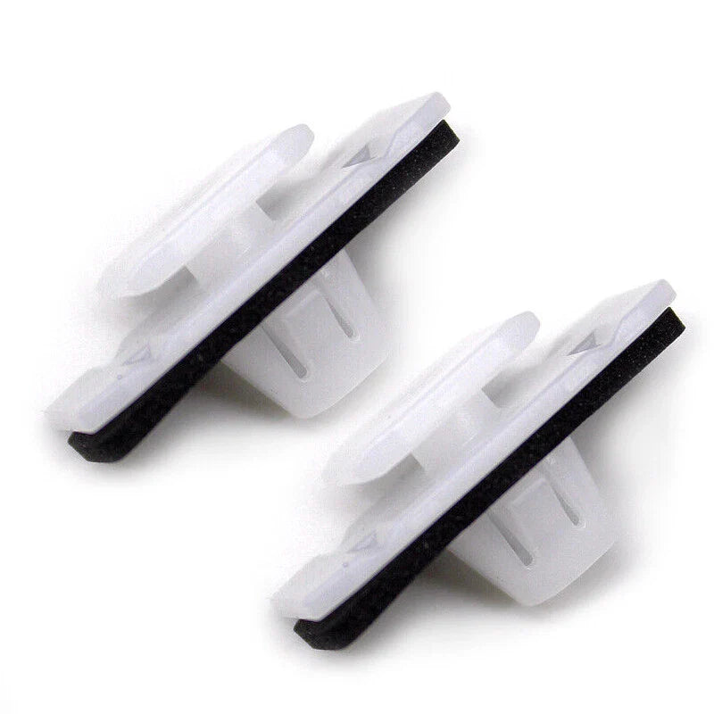 Honda Pilot 20 x Lower Door Garnish Clips (2003-2008)