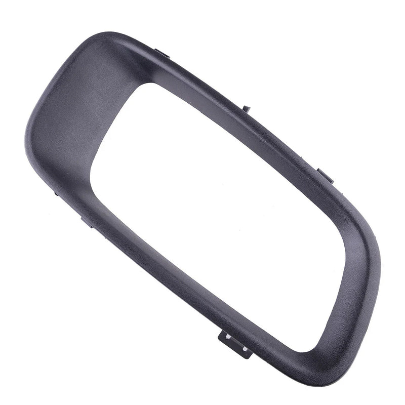 Mitsubishi Pajero Montero Front Right Fog Light Cover (2000-2003)