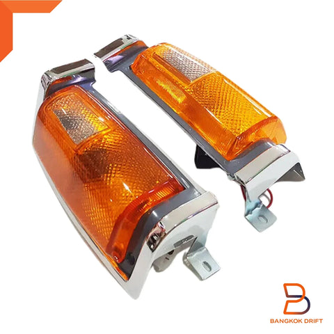 Nissan Navara D21 Chrome Grey Corner Turn Signal Light (86-92)
