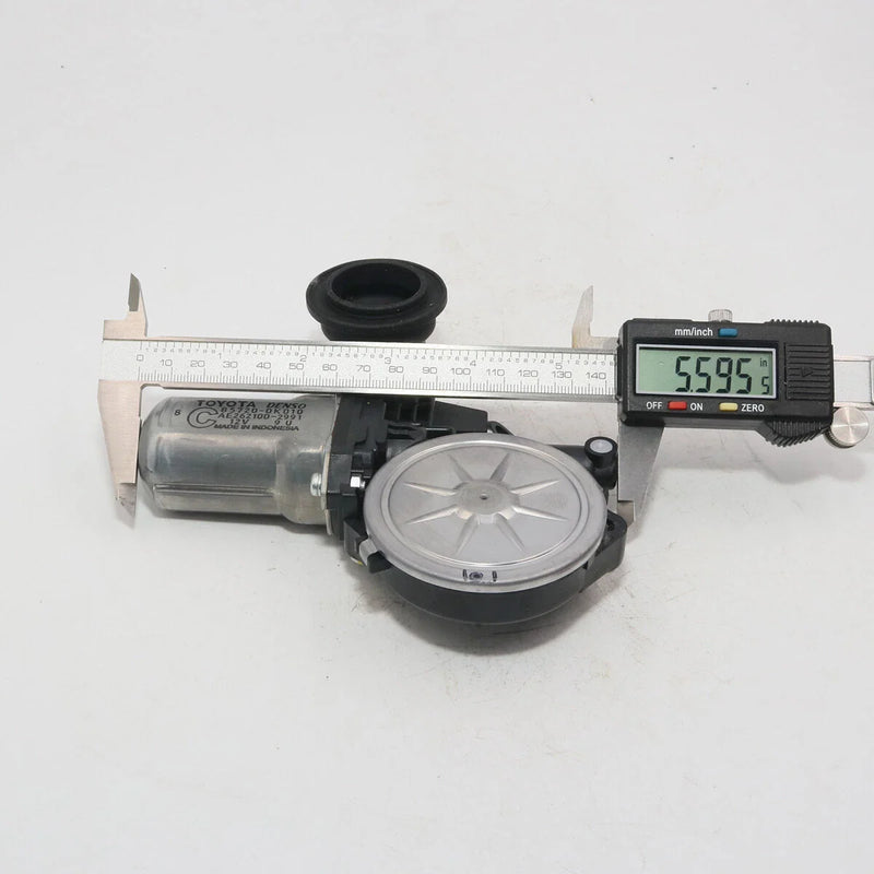 Toyota HiluxSR5 2004-2016 Left Power Window Motor
