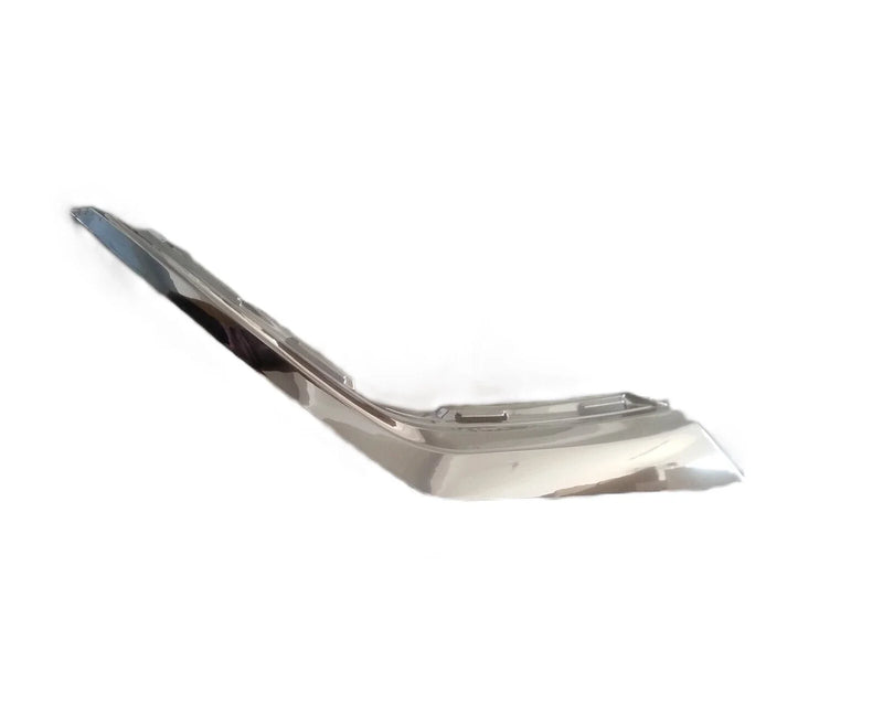 Mitsubishi Outlander Front Bar Mould Low Right (2015–2021)