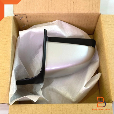 Nissan Navara NP300 D23 Genuine Rear Right Step End Cap (2015-2023)