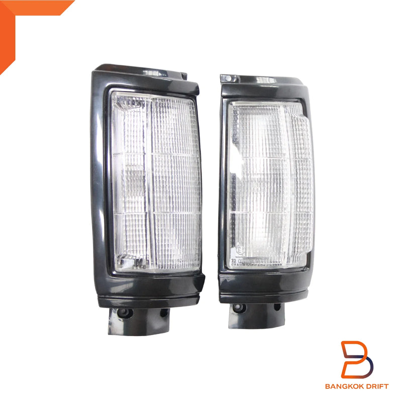 Mitsubishi Triton UTE Corner Signal Lamp Light (1987-1996)