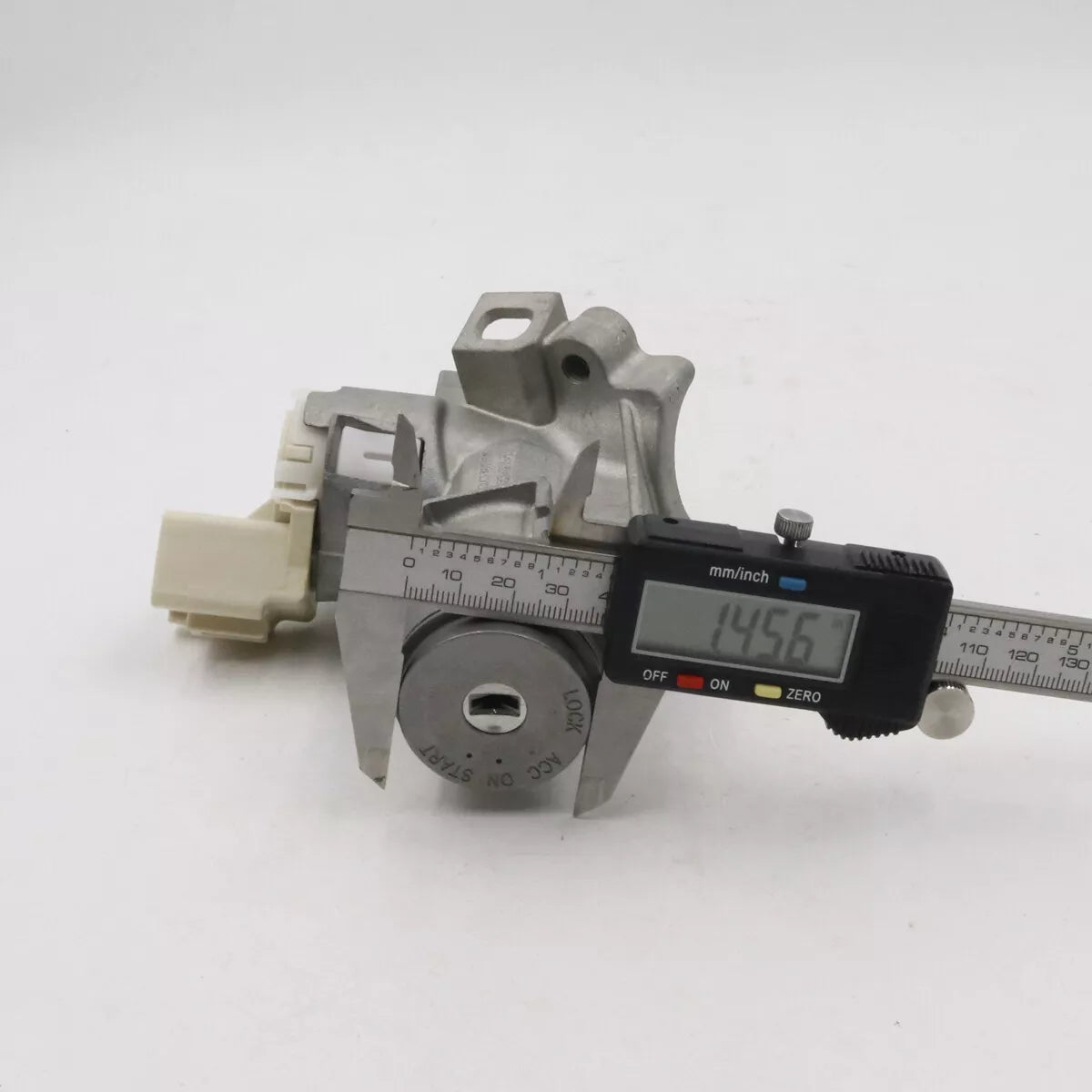 Ignition Switch Door Locks for Toyota Hilux2005-2015