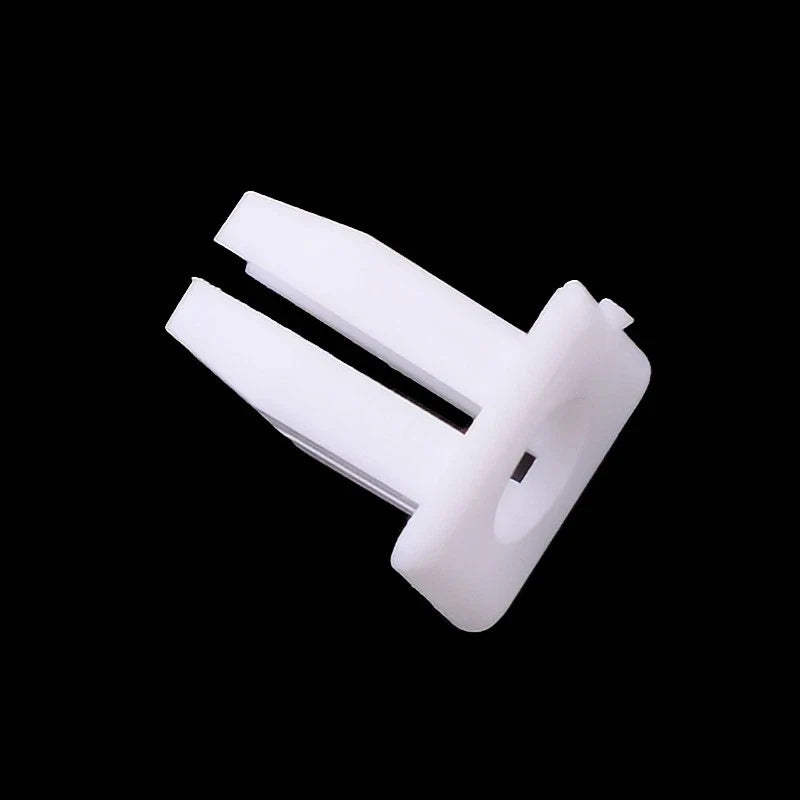 Ford 200 x Bumper Grill Grommet Clips (Fits Various Models)