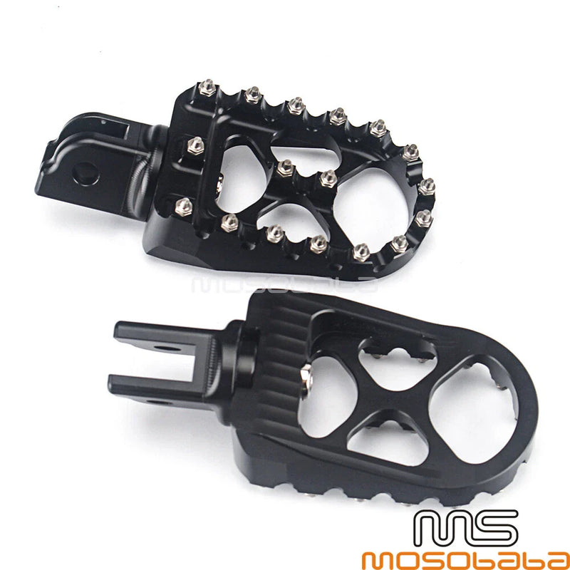 Harley Fat Bob, Street Bob Passenger Rider Foot Pegs (2018-2020)