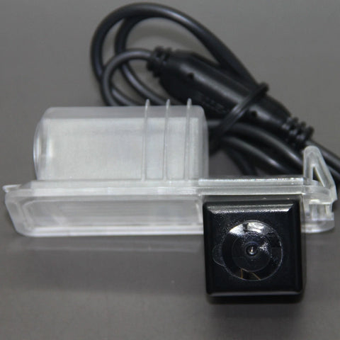 VW Amarok Backup Camera (2016–2018)