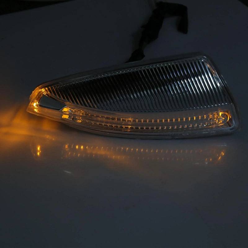 Mercedes Benz W204 W639 Right Door Mirror Turn Signal Light (2007-2015)