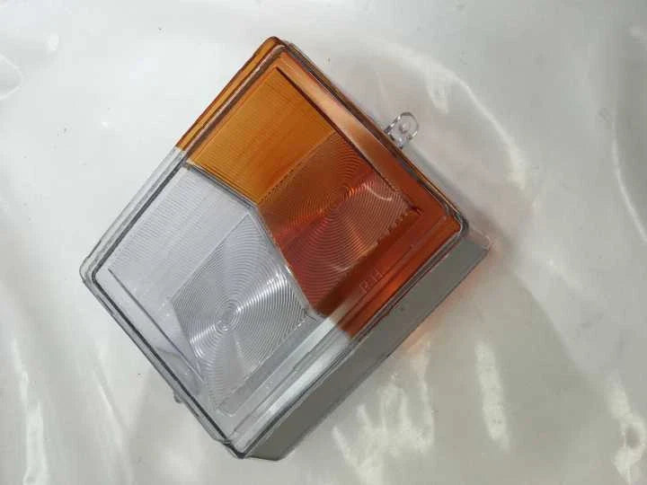 Holden WB Front Corner Lamp Lens (1978-1980)