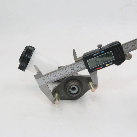 Mazda B-Series B2000-BT50 1978-2006 Clutch Master Cylinder