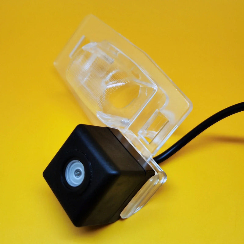 Mazda Tribute Rear View Backup Camera (2001–2006)