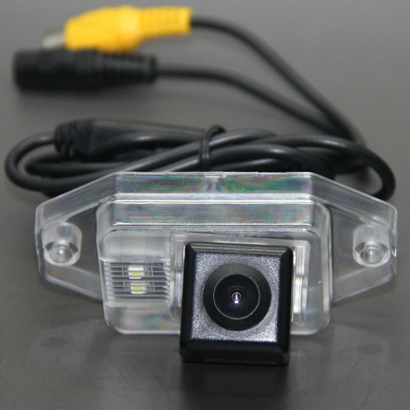 Toyota Land Cruiser LC120 Backup Camera (2006–2009)