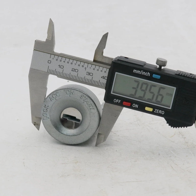 Toyota Hilux 4th Gen 1983-1988 Ignition Door Fuel Cap Locks