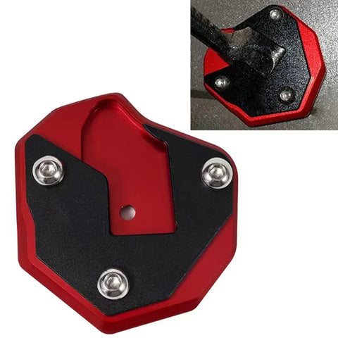 SUZUKI HAYABUSA GSX1300R (2008-2021) Red Enlarged Kickstand Pad