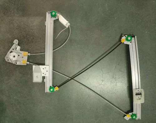 BMW 2 Series Front Right Window Regulator W/o Motor (2014–Current)