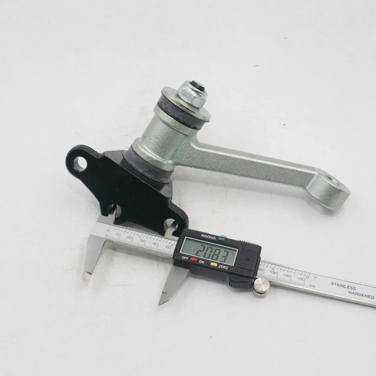 Idler Arm for Toyota Hilux 3rd Gen LN RN N30 LN40 1978-1983