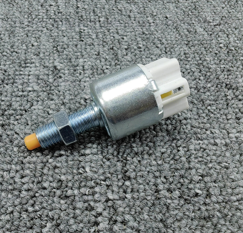 Highlander LX470 IS350 Brake Light Stop Lamp Pedal Switch (1998–2013)