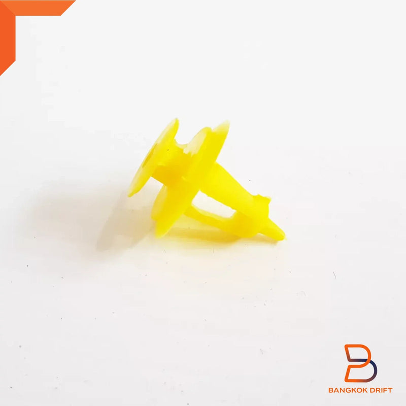 Toyota Hilux Pickup 100 pcs Door Panel Clips (1988-1996)