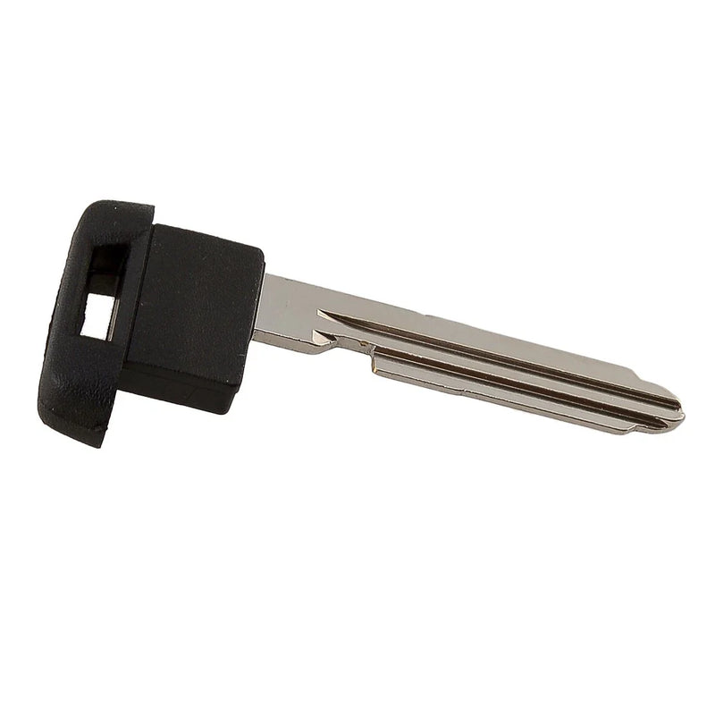 Mitsubishi Outlander 2 x Emergency Key Blade Replacement (2013-2023)