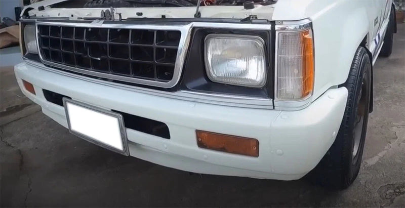 Mitsubishi Triton L200 Orange Lens Front Bumper Light (1986-1994)