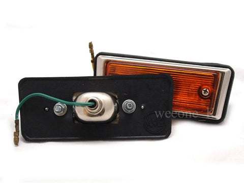 Toyota Hilux RN20 Side Marker Turn Signal Light (1972-1978)