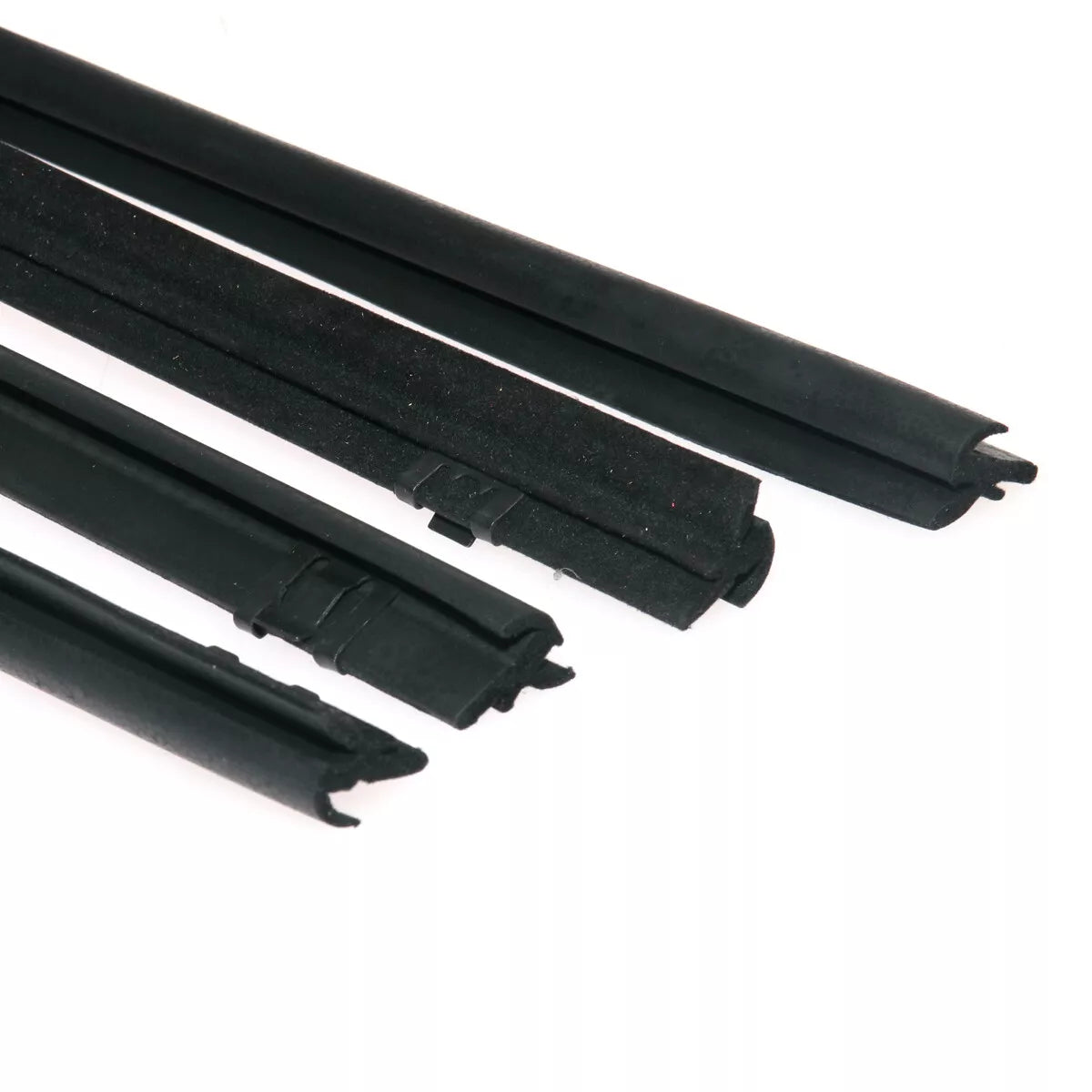 Front Door Belt Moulding for Toyota Hilux LN30 RN31 RN40 1978-1983