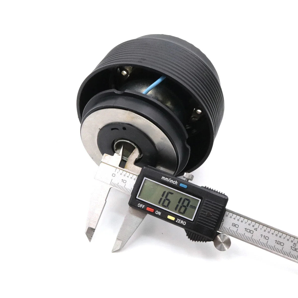 Steering Wheel Hub Adapter for Nissan Sunny Sentra 1981-2000