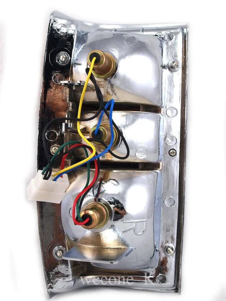 Mitsubishi L200, Tail Light Lamp (RH) (1986-1994)