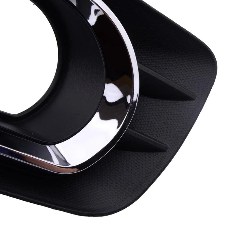 Pontiac Vibe Front Left Fog Moulding Cover (2009-2011)
