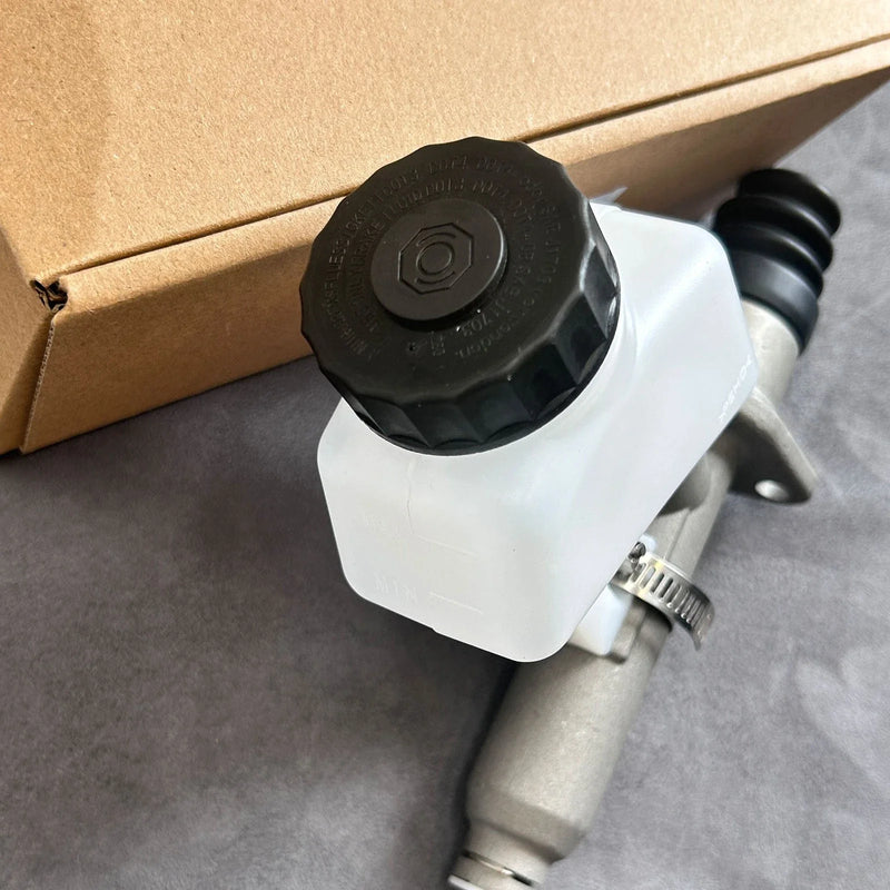 PACCAR Kongsberg E17-6011 Clutch Cylinder Master