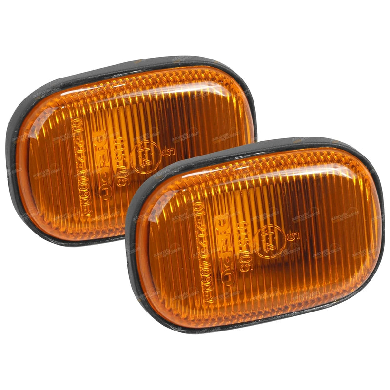 Toyota Corolla AE112 2 x LH & RH Side Indicator Repeater Lights (1998–2001)
