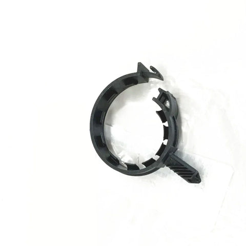 2005 Chevrolet Silverado Upper Radiator Hose Clip (2005)