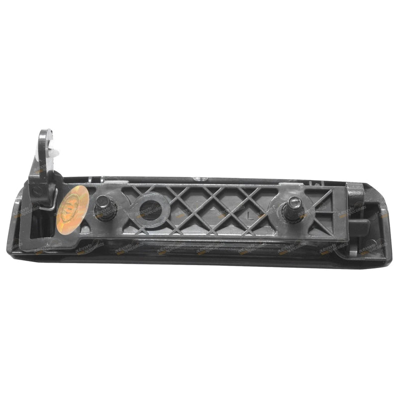 Nissan Navara D21 Left & Right Outer Door Handles (1986-1997)