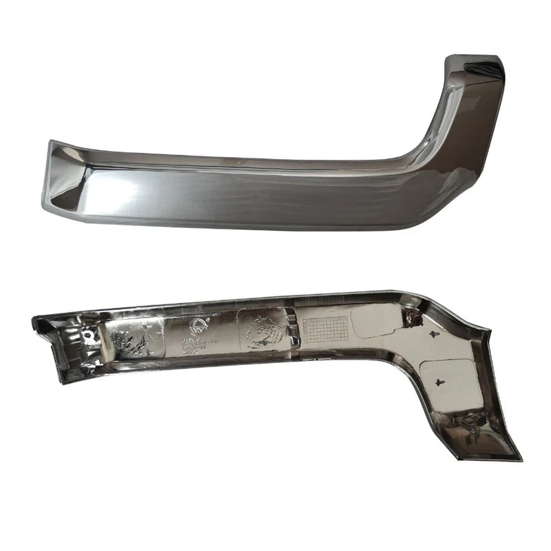 Mitsubishi Pajero NX Front Bar Mould Right Side (2014–2021)