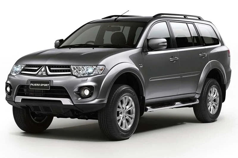 Mitsubishi Montero Pajero Sport Clip Set (2015-2022)