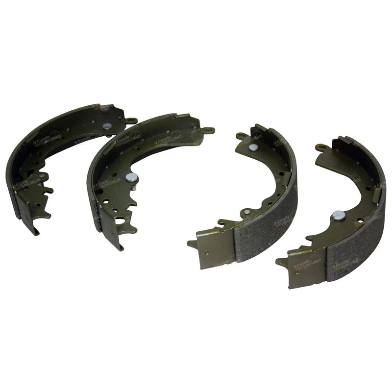 Hiace Commuter Van / Rear Brake Shoes Set (2005–2014)