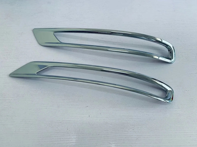 Mitsubishi Outlander 2022-2025 (2 pcs) Chrome Rear Upper Fog Light Cover Trim